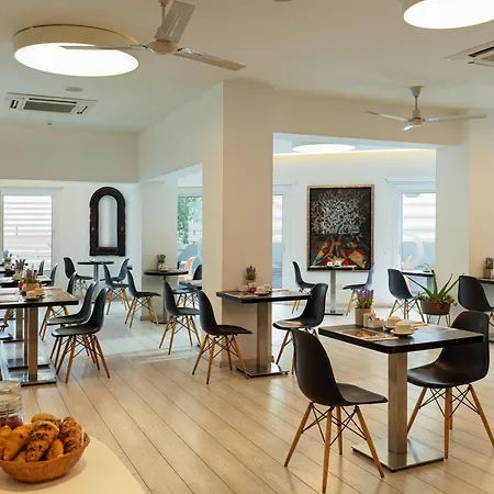 Tsanotel 3* לימסול