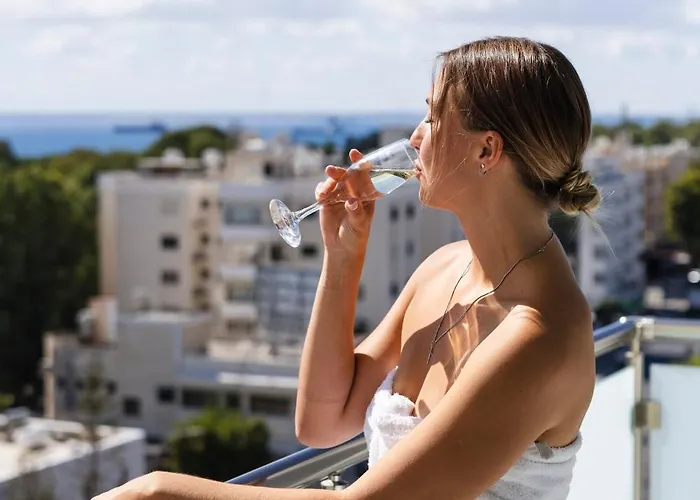 מלון Tsanotel לימסול