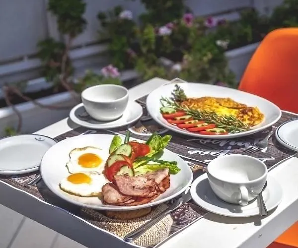 מלון Tsanotel 3*