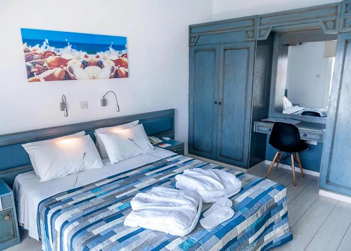 Tsanotel فندق ليماسول
